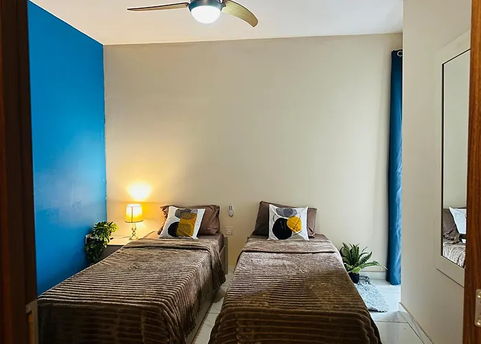 Sunrise Bay - Frontline Sea Views Apartment *