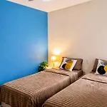 Sunrise Bay - Frontline Sea Views 아파트