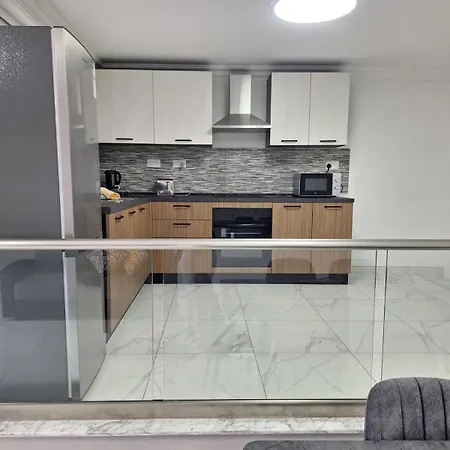 Sunrise Bay - Frontline Sea Views Apartament *