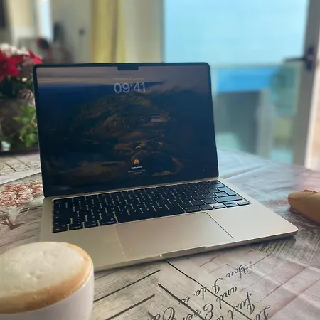 Διαμέρισμα Sunrise Bay - Frontline Sea Views Σεντ Πόλς Μπέι