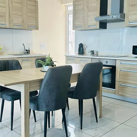 Lejlighed Sunrise Bay - Frontline Sea Views