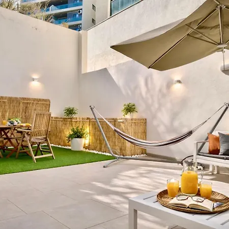 Blue Horizon Qawra - Sunrise & Jacuzzi Apartman