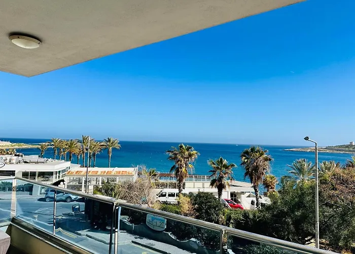 Sunrise Bay - Frontline Sea Views Apartamento *