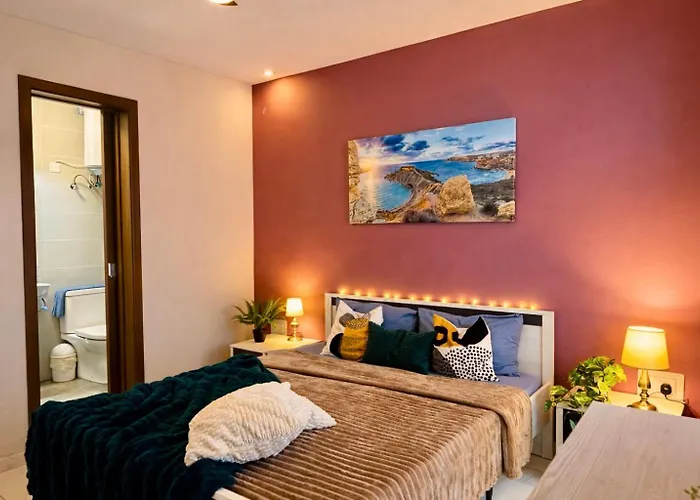 Sunrise Bay - Frontline Sea Views Apartamento