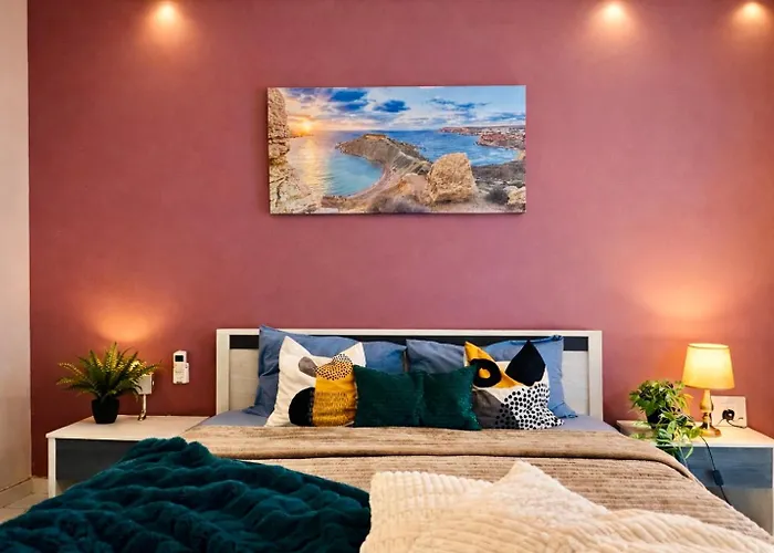 Sunrise Bay - Frontline Sea Views Apartamento