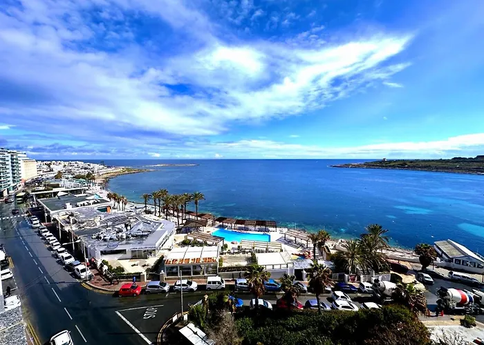 Sunrise Bay - Frontline Sea Views *