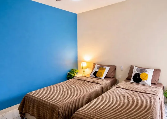 Sunrise Bay - Frontline Sea Views Apartamento