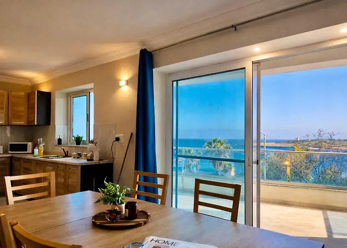 Sunrise Bay - Frontline Sea Views * St Paul's Bay