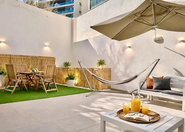 Sunrise Bay - Frontline Sea Views Apartamento