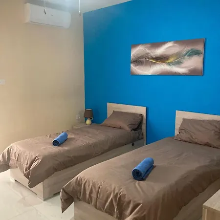 Апартаменты Sunrise Bay - Frontline Sea Views
