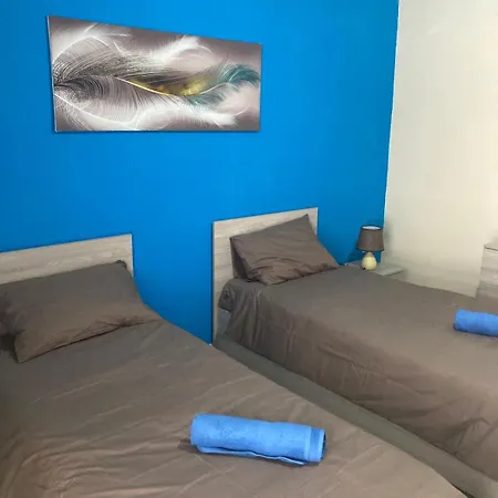 Sunrise Bay - Frontline Sea Views * Сент-Полс-Бей