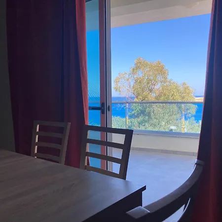 Sunrise Bay - Frontline Sea Views Апартаменты
