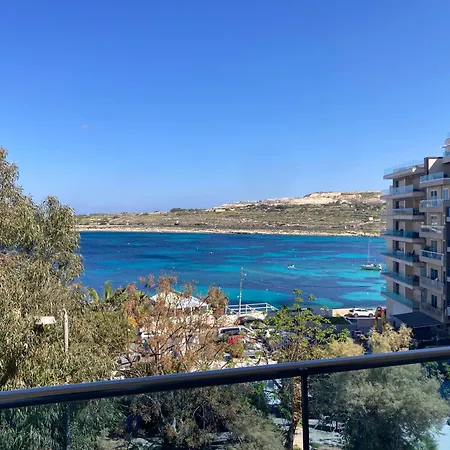 Апартаменты Sunrise Bay - Frontline Sea Views Сент-Полс-Бей