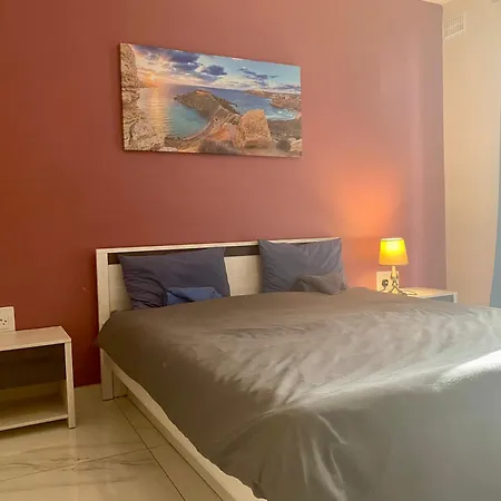 Sunrise Bay - Frontline Sea Views Апартаменты Сент-Полс-Бей