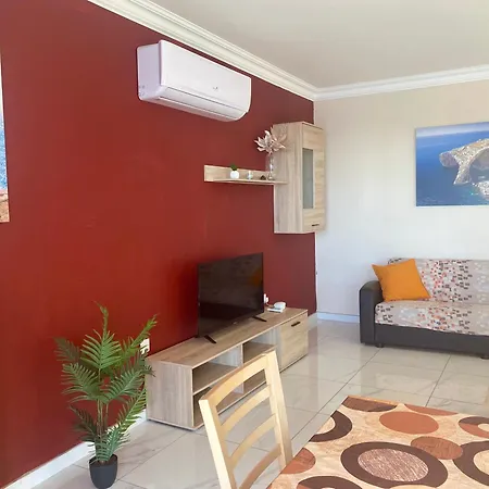 Sunrise Bay - Frontline Sea Views Сент-Полс-Бей
