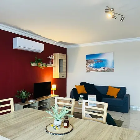 Sunrise Bay - Frontline Sea Views Appartement *