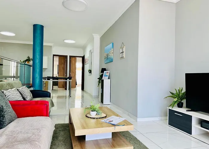 Sunrise Bay - Frontline Sea Views Appartement *